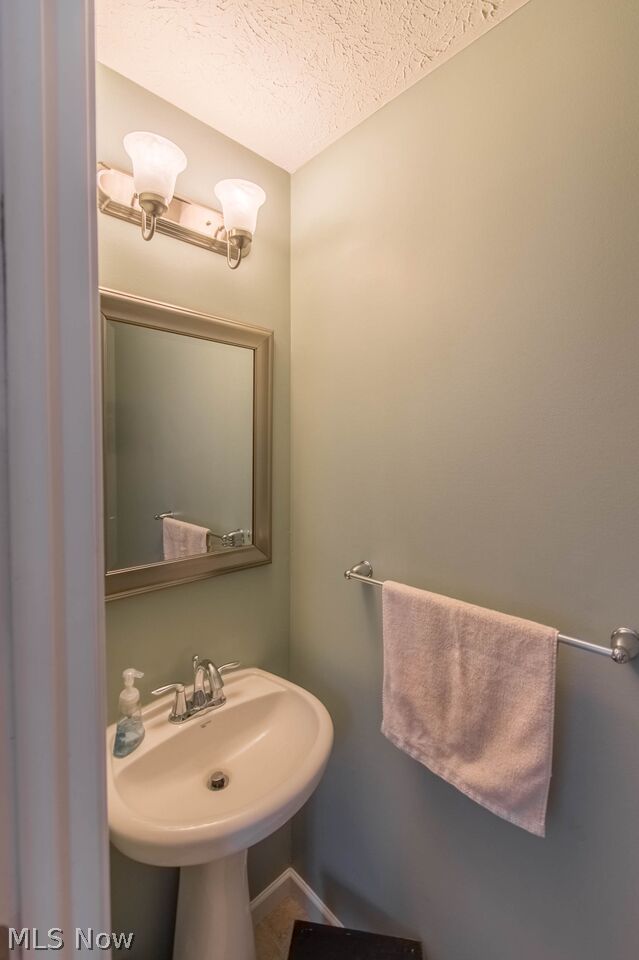 4243 Whitestone Road Kent, OH 44240 - Photo 13 of 17 Gallery Image 13