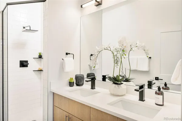 $2,950 | 2105 South Galapago Street, Unit 10, Denver, CO 80223