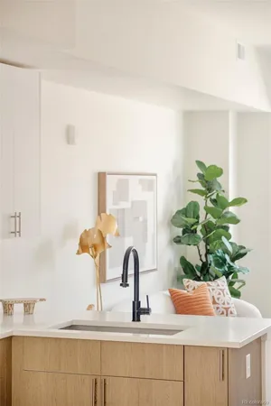 $2,950 | 2105 South Galapago Street, Unit 10, Denver, CO 80223