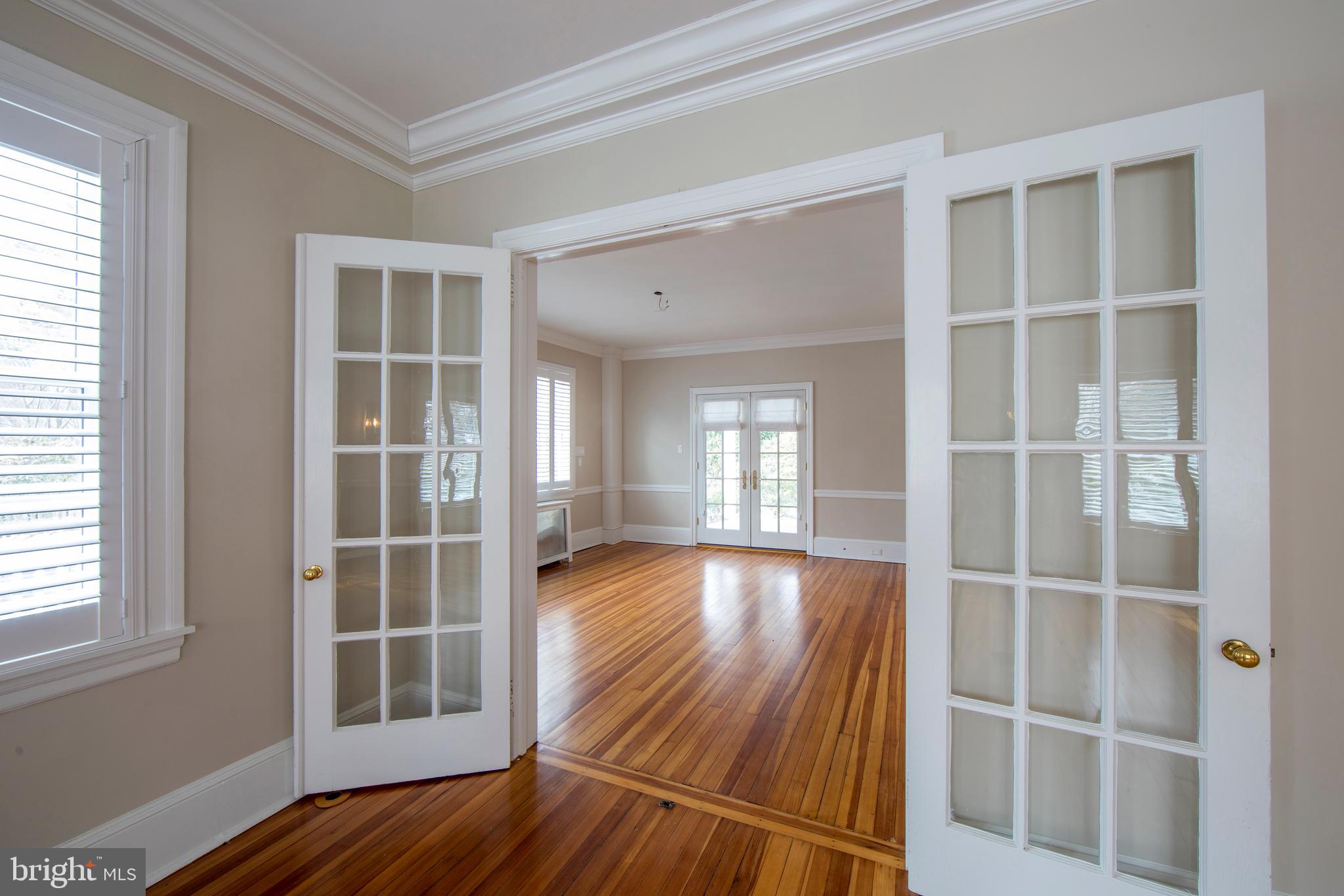 321 Baintree Road Bryn Mawr, PA 19010 - Photo 15 of 33 Living Room to Dining Room