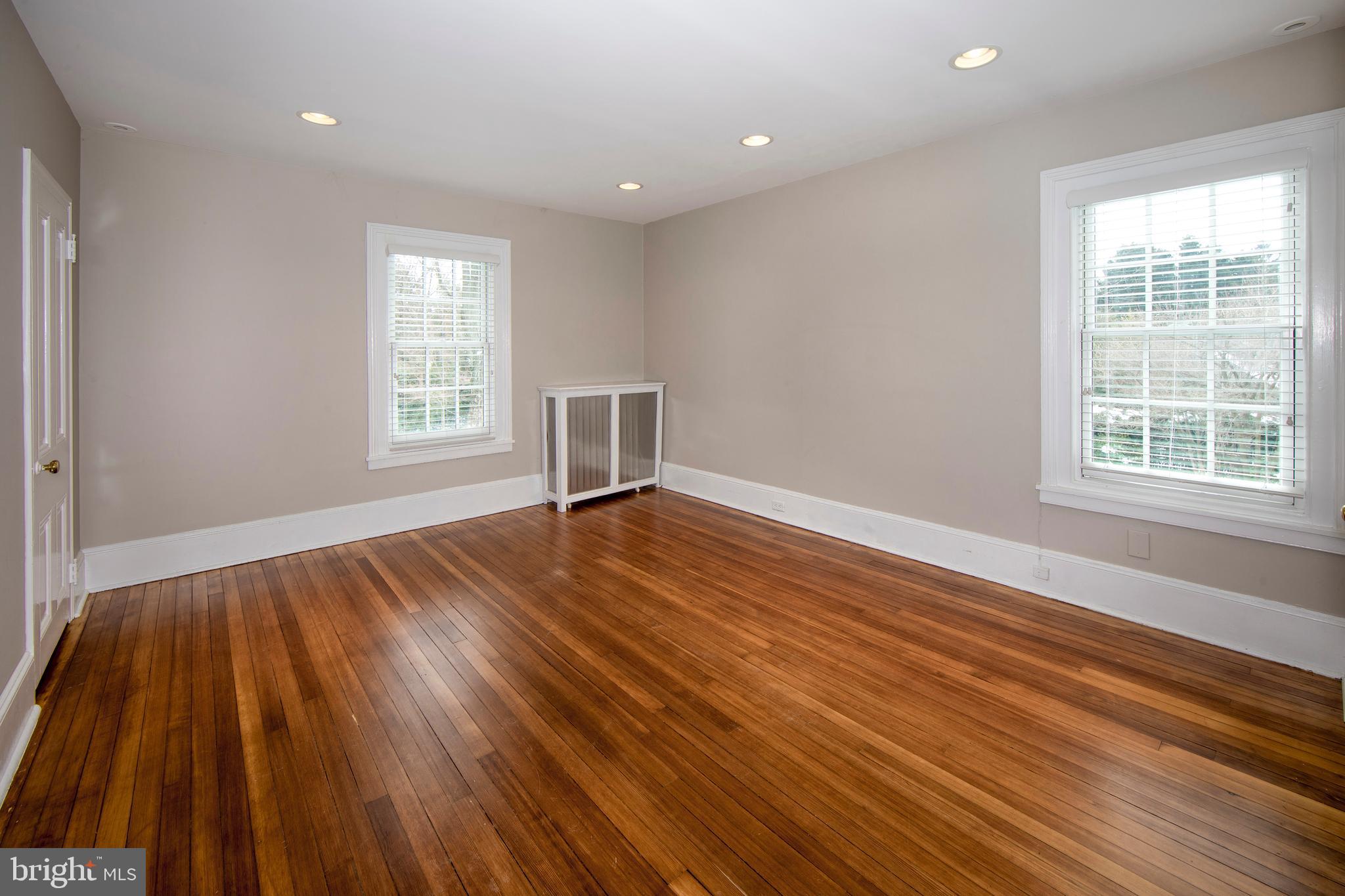 321 Baintree Road Bryn Mawr, PA 19010 - Photo 23 of 33 Master Bedroom