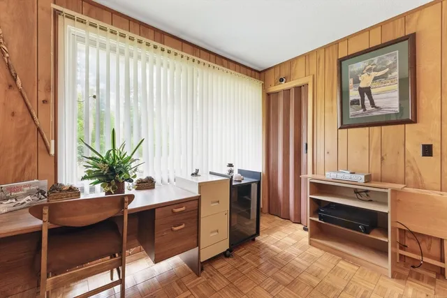 $650,000 | 709 Walnut Plain Road, Rochester, MA 02770