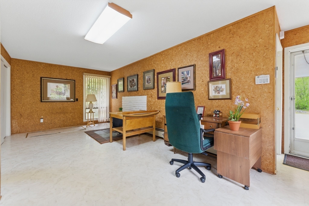 709 Walnut Plain Road Rochester, MA 02770 - Photo 37 of 41