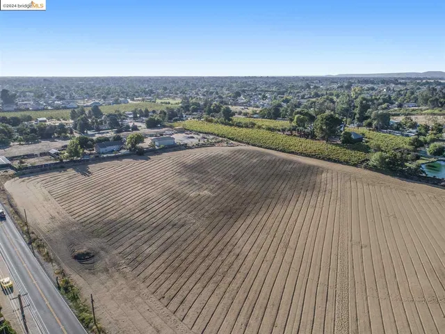 a view of a terrace with city view
