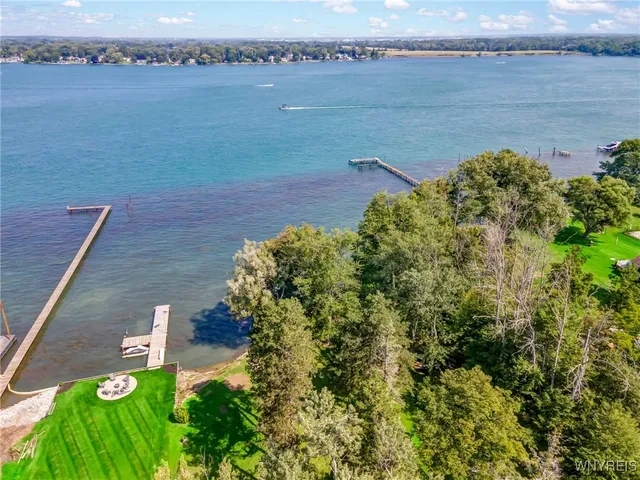 $799,000 | 5447 East River Road, Grand Island, NY 14072