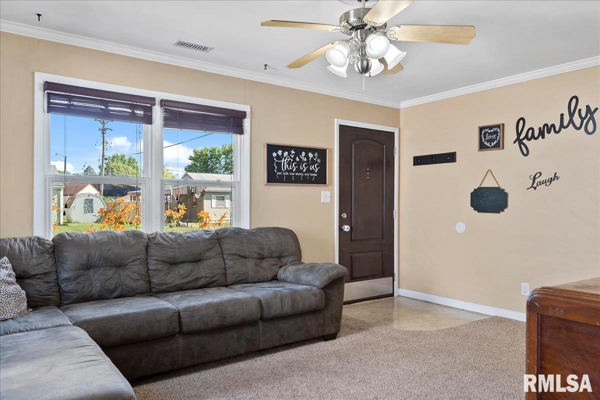 2326 Ramsey Road Springfield, IL 62702 - Photo 4 of 34