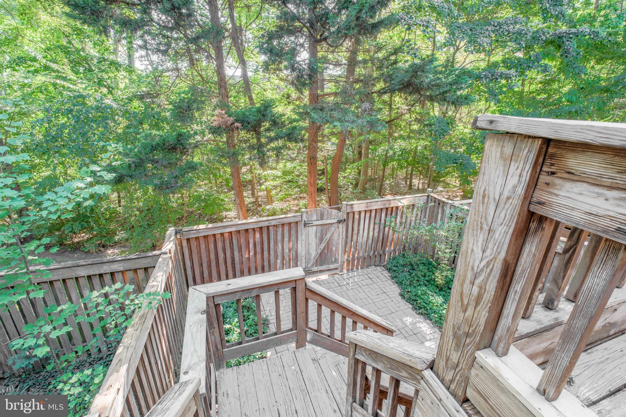 1655 Oak Spring Way Reston, VA 20190 - Photo 37 of 52 deck