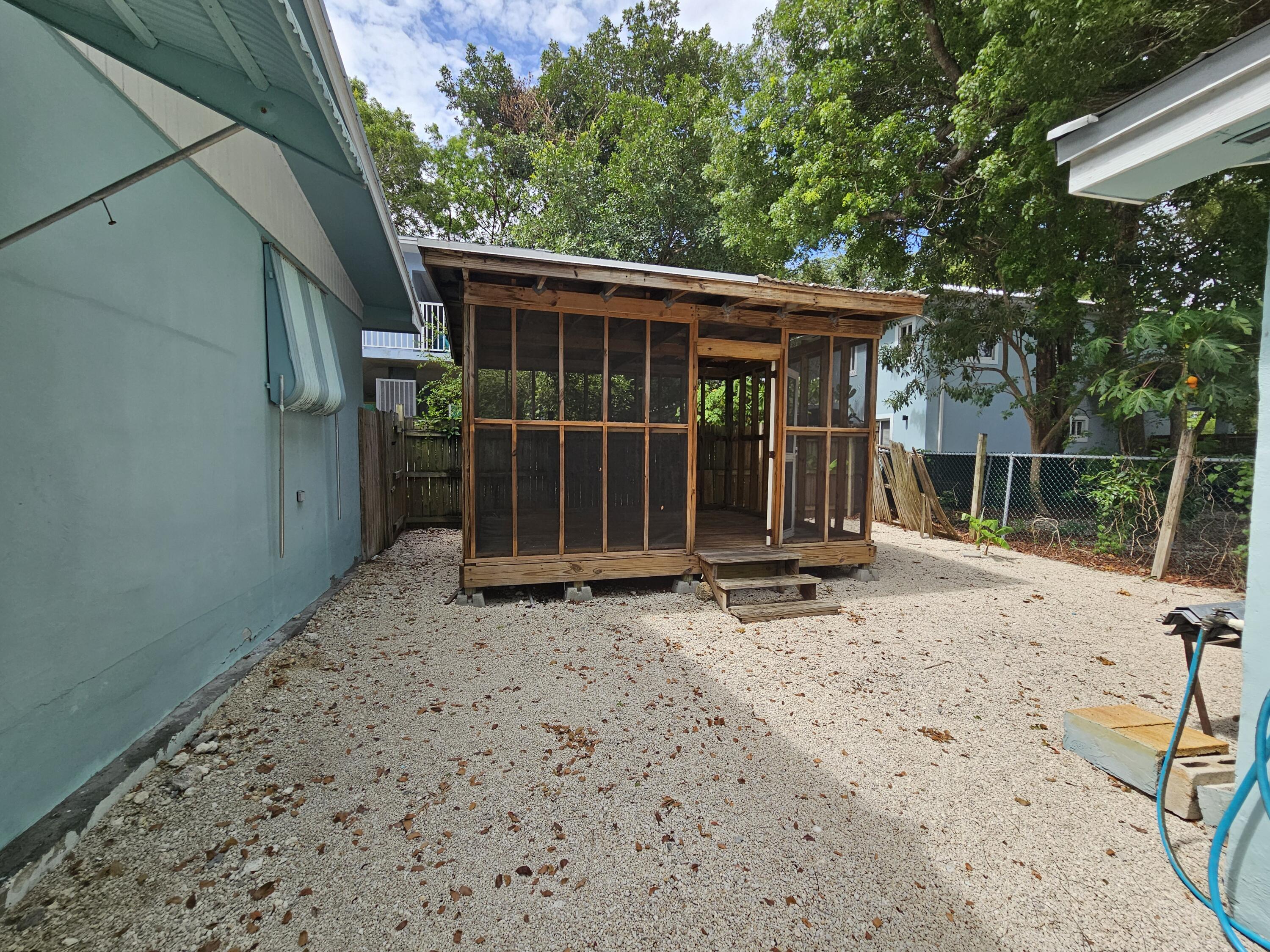653 Colson Drive Key Largo, FL 33037 - Photo 24 of 30 Screen Patio