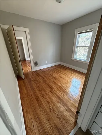$2,000 | 501-1 Clarendon Street, Syracuse, NY 13210
