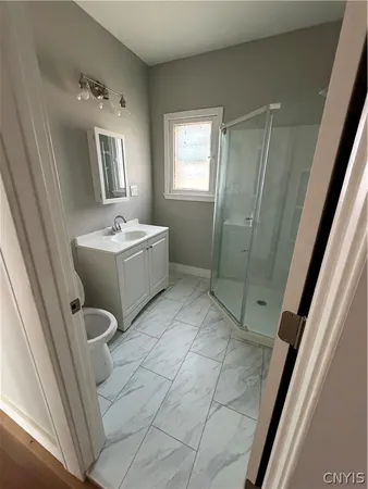 $2,000 | 501-1 Clarendon Street, Syracuse, NY 13210