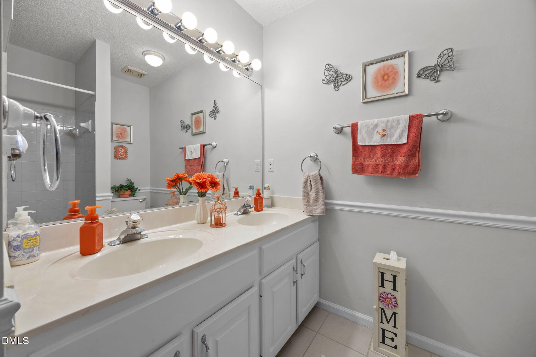 2505 Coxindale Drive Raleigh, NC 27615 - Photo 21 of 37 32-web-or-mls-IMG_1925