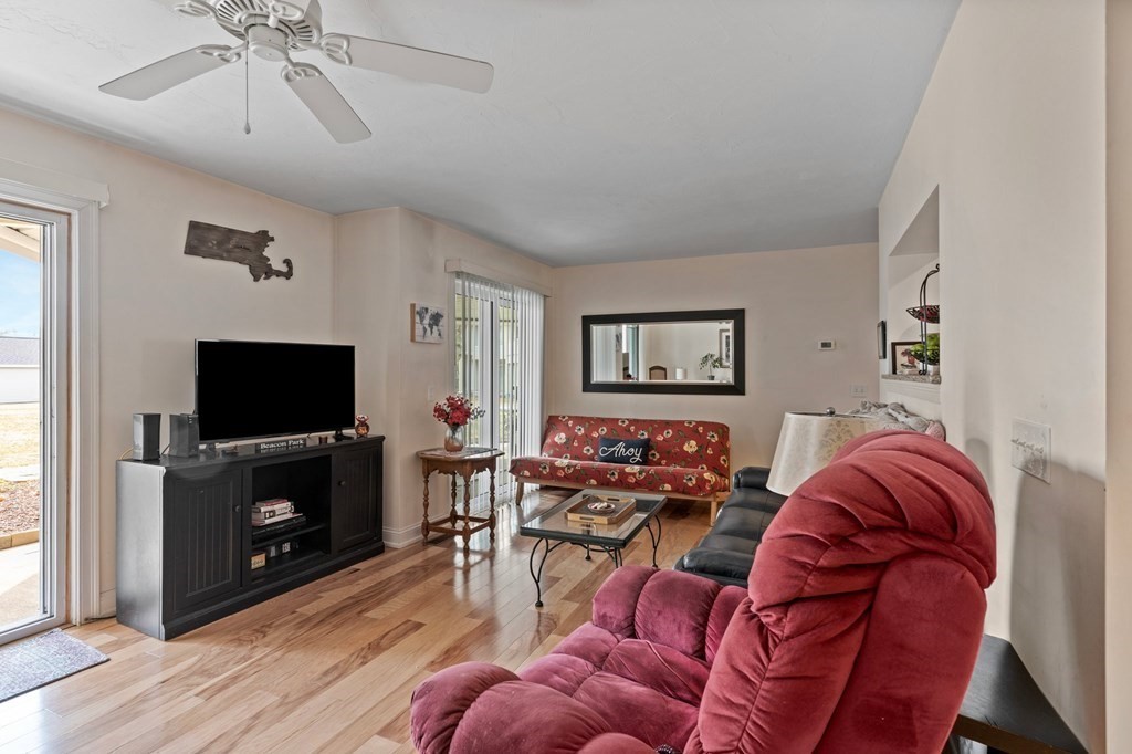 804 Beacon Park Road, Unit 804 Webster, MA 01570 - Photo 20 of 42 Gallery Image 20