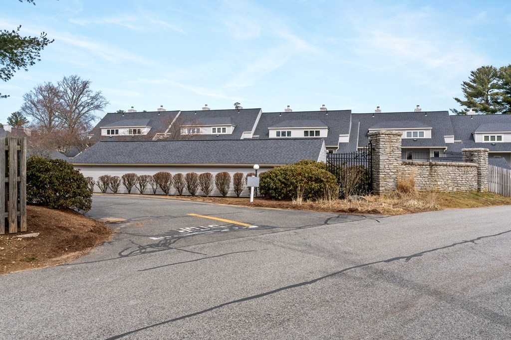 804 Beacon Park Road, Unit 804 Webster, MA 01570 - Photo 2 of 42 Gallery Image 2