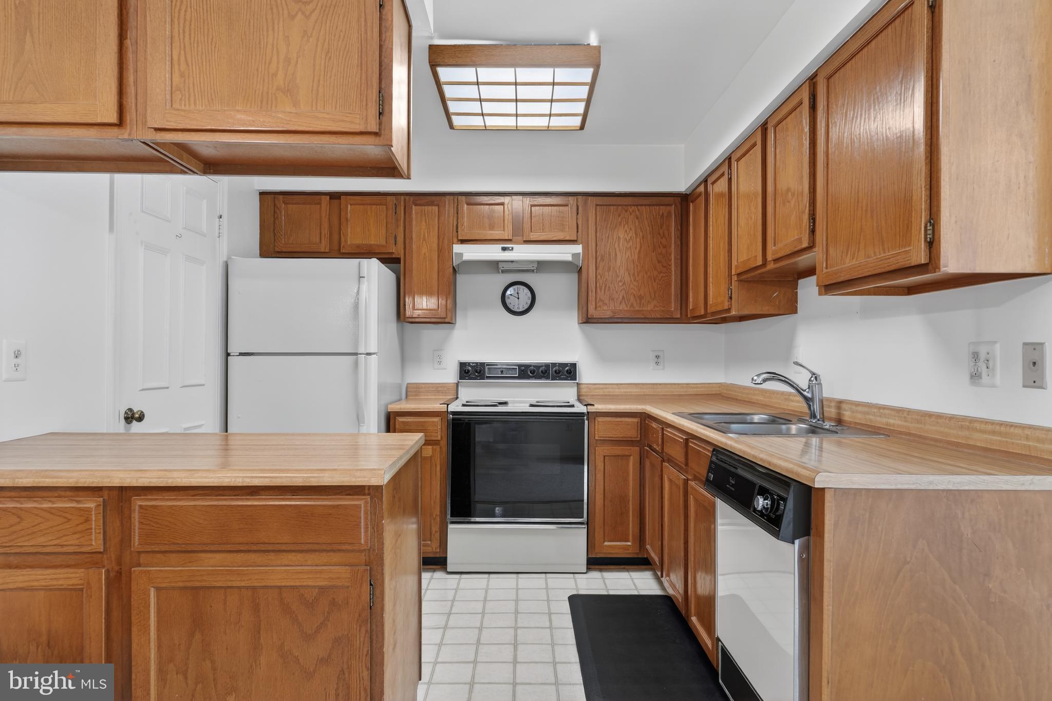 6901 Keyser Way Alexandria, VA 22310 - Photo 16 of 31