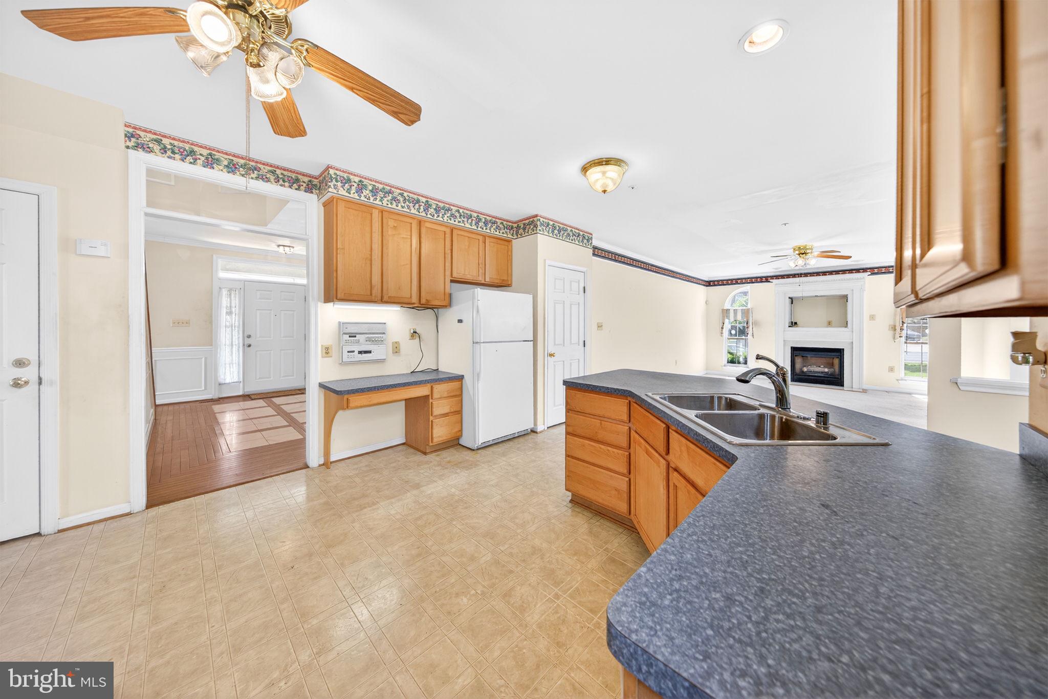 6008 Plata Street Clinton, MD 20735 - Photo 21 of 55 a large white room with a large window