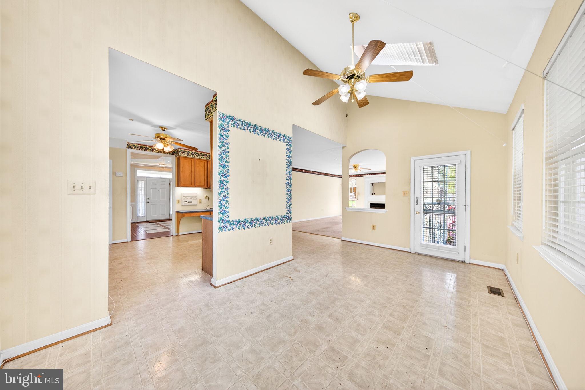 6008 Plata Street Clinton, MD 20735 - Photo 24 of 55 a view interior of the house