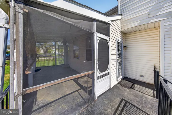 $645,000 | 6008 Plata Street, Clinton, MD 20735