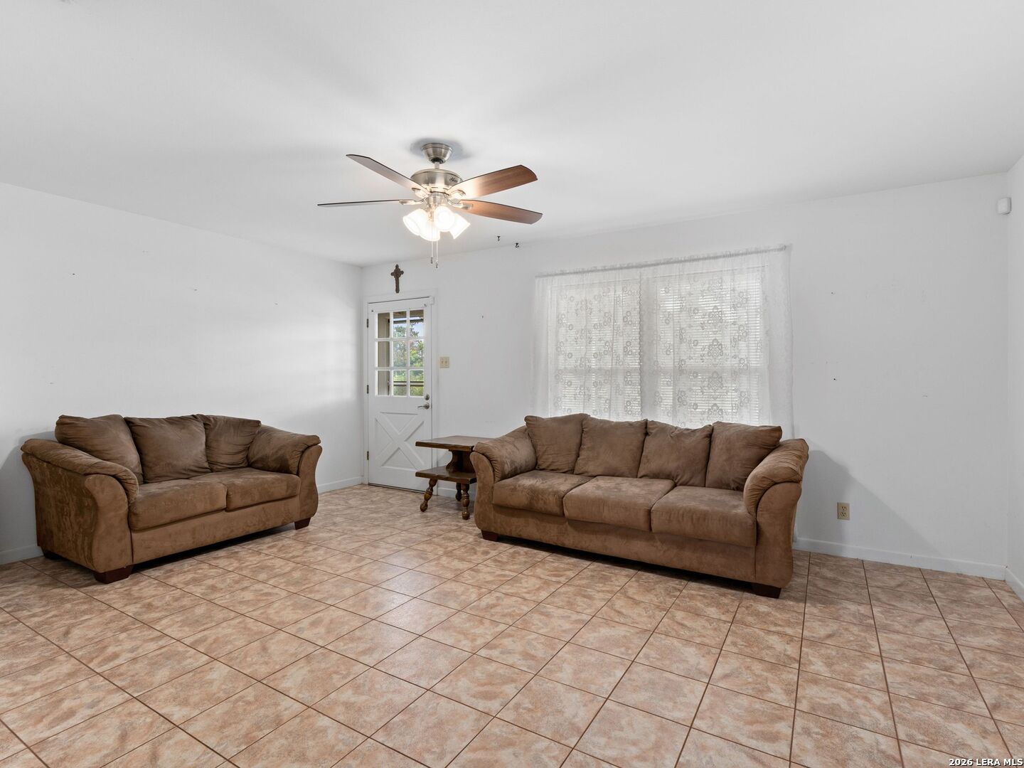 14923 Adams Street Lytle, TX 78052 - Photo 3 of 26