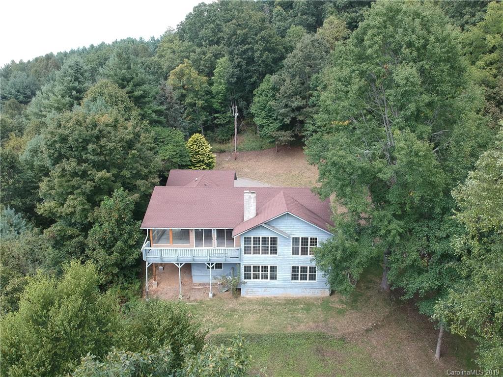 424 Goldfinch Lane Clyde, NC 28721 - Photo 2 of 42