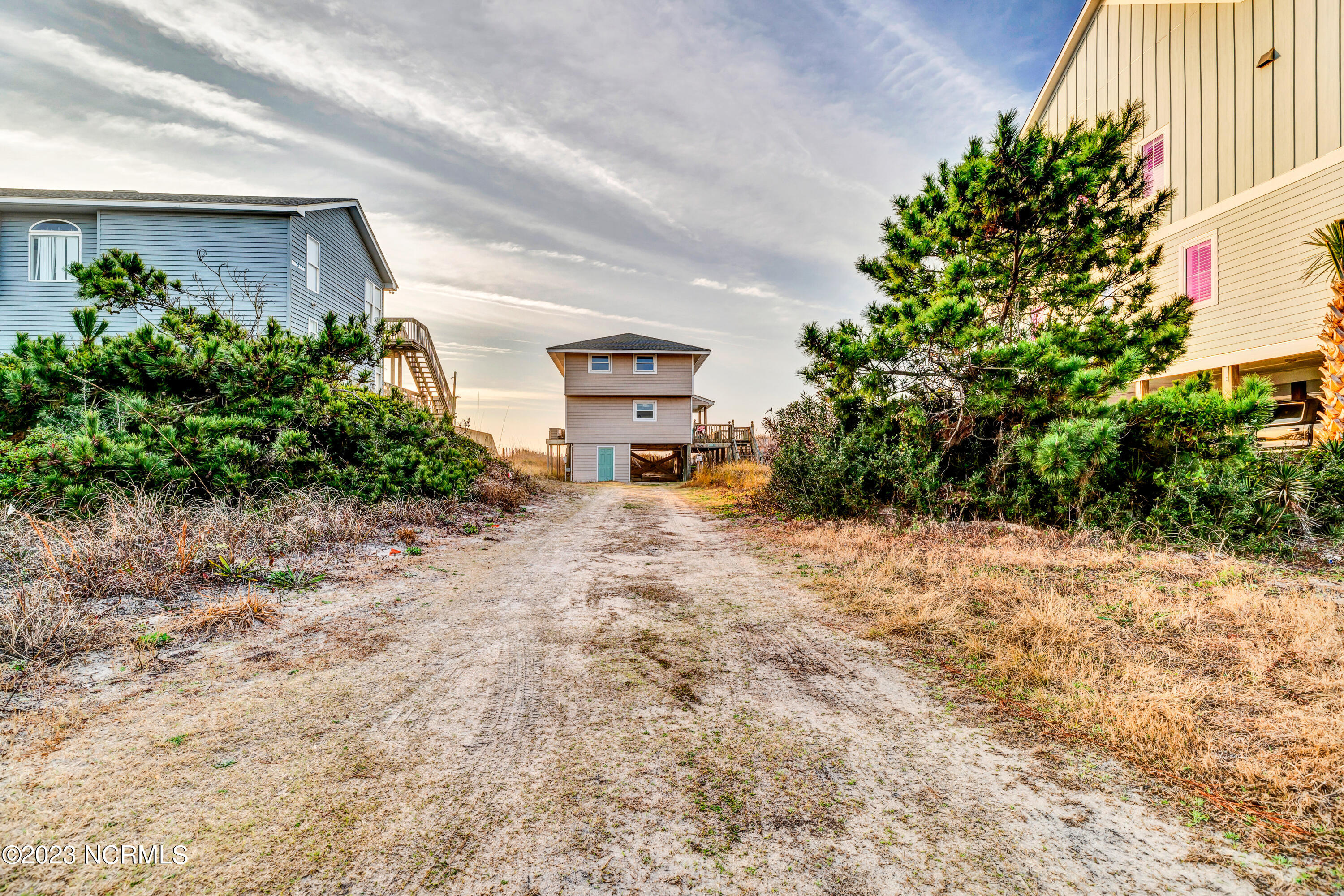 110 Topsail Road North Topsail Beach, NC 28460 - Photo 5 of 66 GI - 110 Topsail Rd - Alea Burke-5