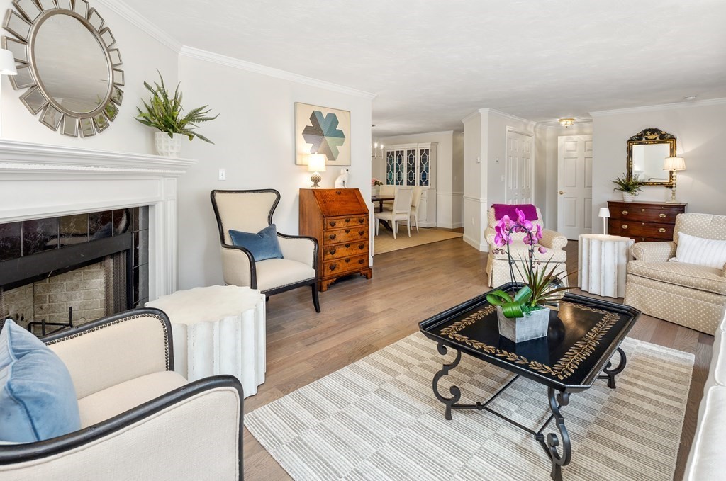 70 Tussock Brook Road, Unit 70 Duxbury, MA 02332 - Photo 3 of 20 a living room with furniture