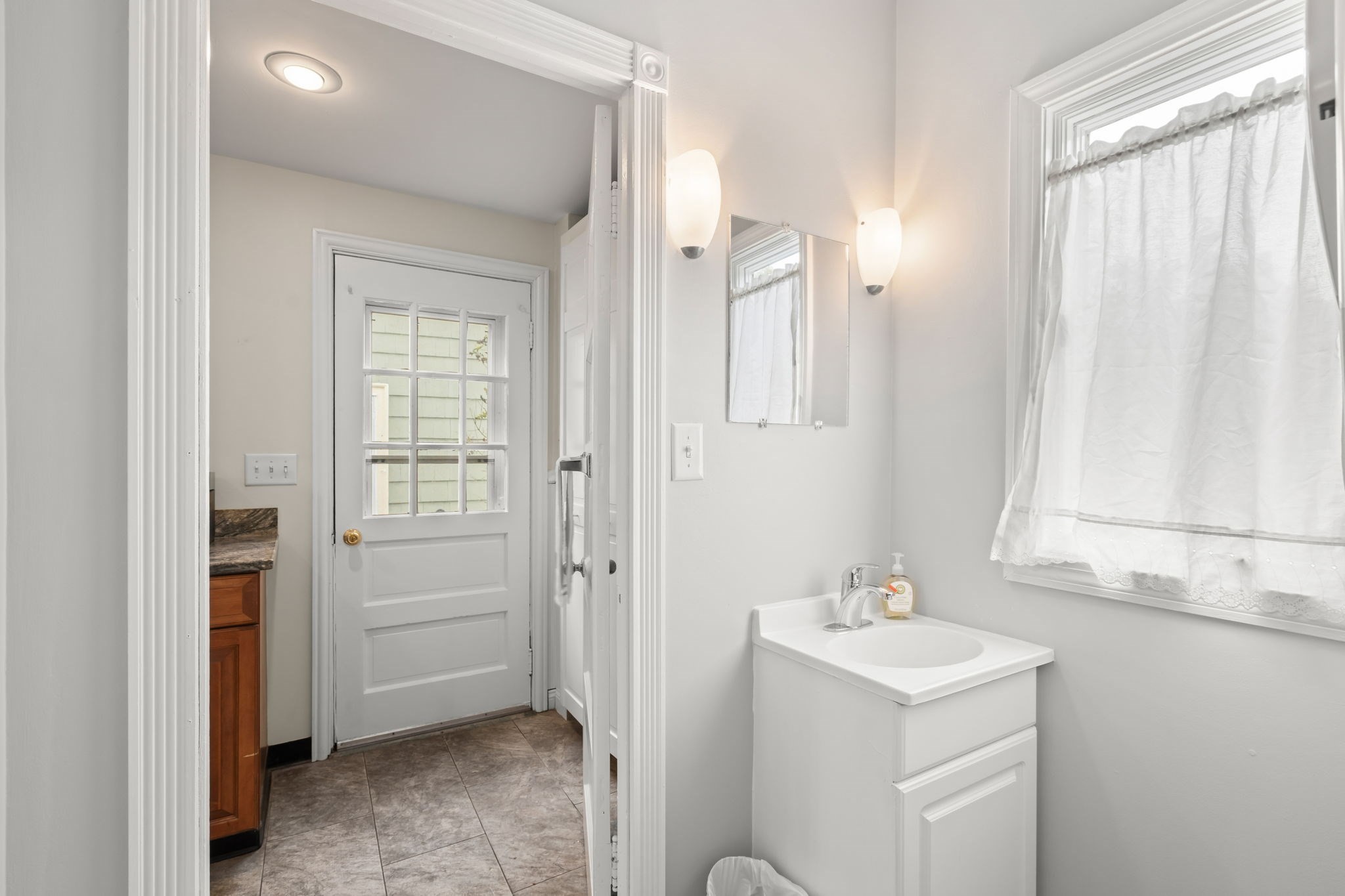 7 Bisson Street Beverly, MA 01915 - Photo 16 of 42 Gallery Image 16