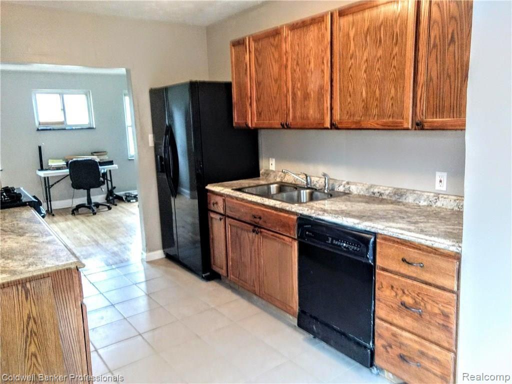5713 Devonshire Road Detroit, MI 48224 - Photo 15 of 48 IMG_20180626_182619018.jpg