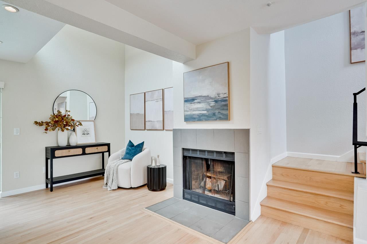 363 North Rengstorff Avenue, Unit 4 Mountain View, CA 94043 - Photo 6 of 54