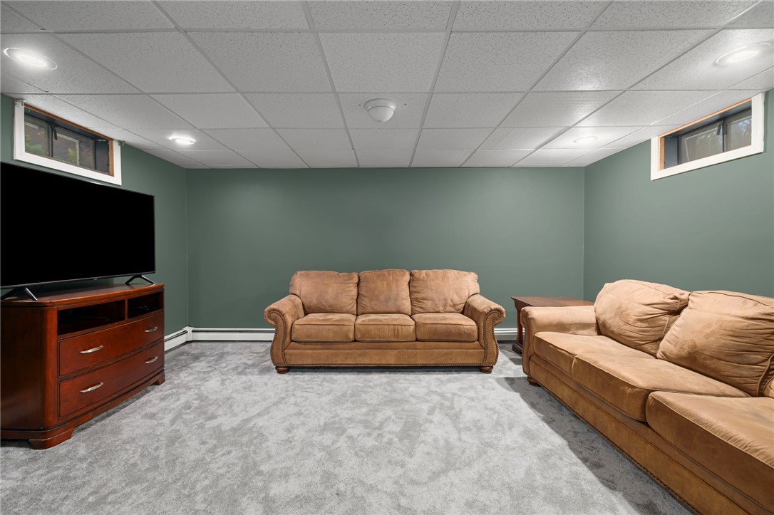702 Gardner Road Exeter, RI 02822 - Photo 34 of 44 Gallery Image 34