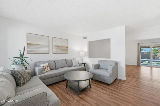 $469,000 | 1711 South Hall, Mesa, AZ 85204