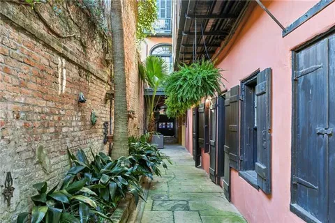 $535,000 | 1231 Chartres Street, Unit 2, New Orleans, LA 70116