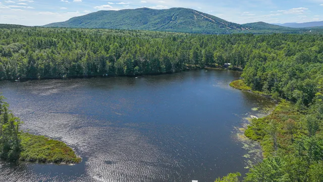 $785,000 | 17 Dyvonne Terrace, Bridgton, ME 04009