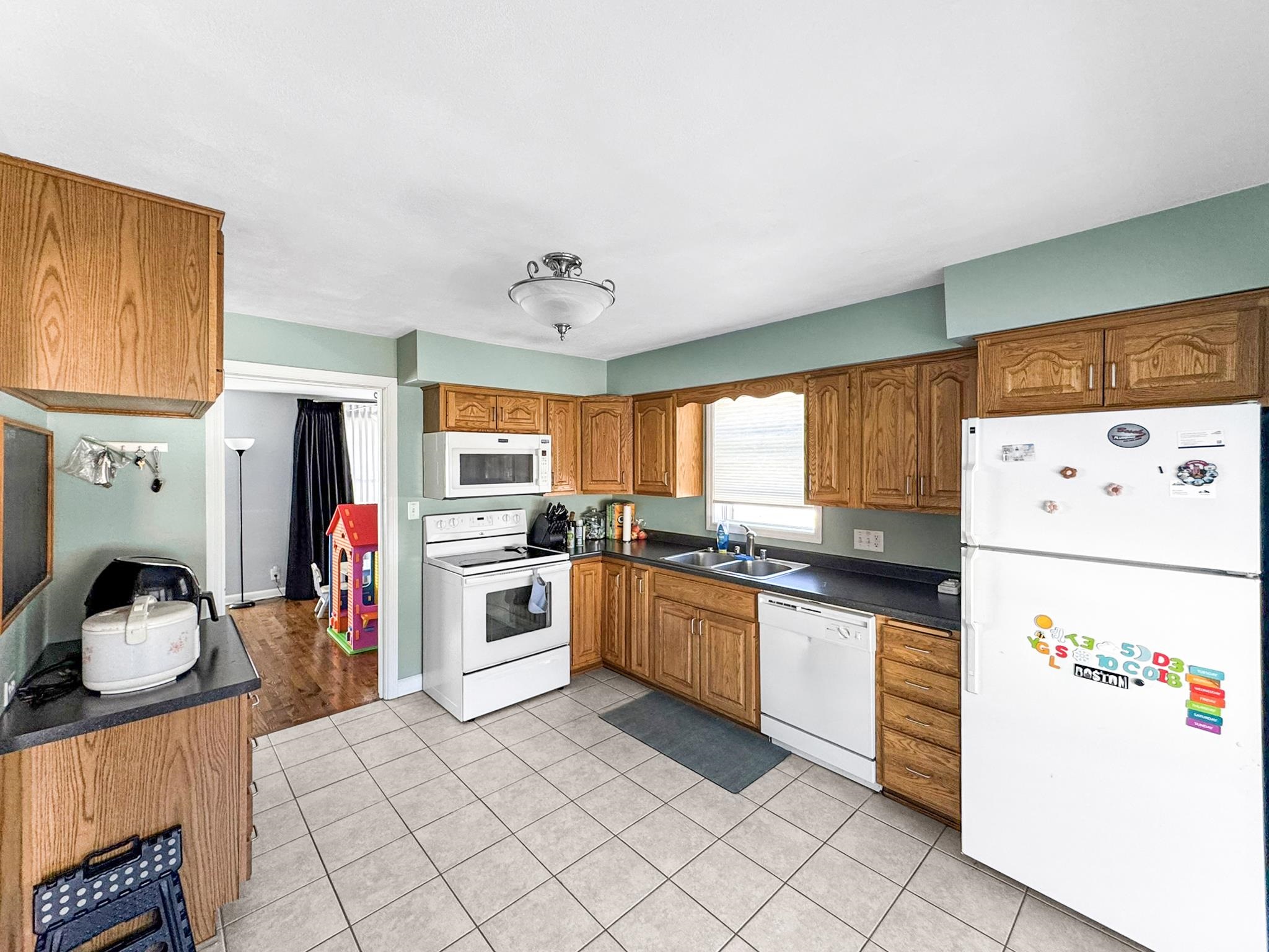 602 East Glendale Avenue Appleton, WI 54911 - Photo 12 of 47