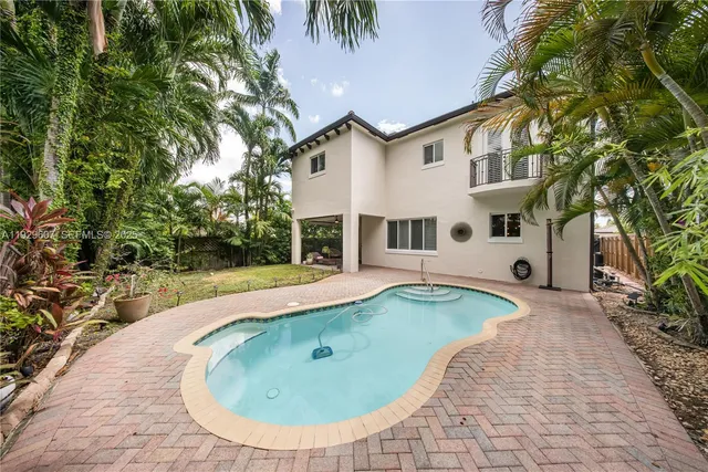 front view of house with a yard