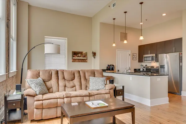 $275,000 | 936 Broad Street, Unit 304, Augusta, GA 30901