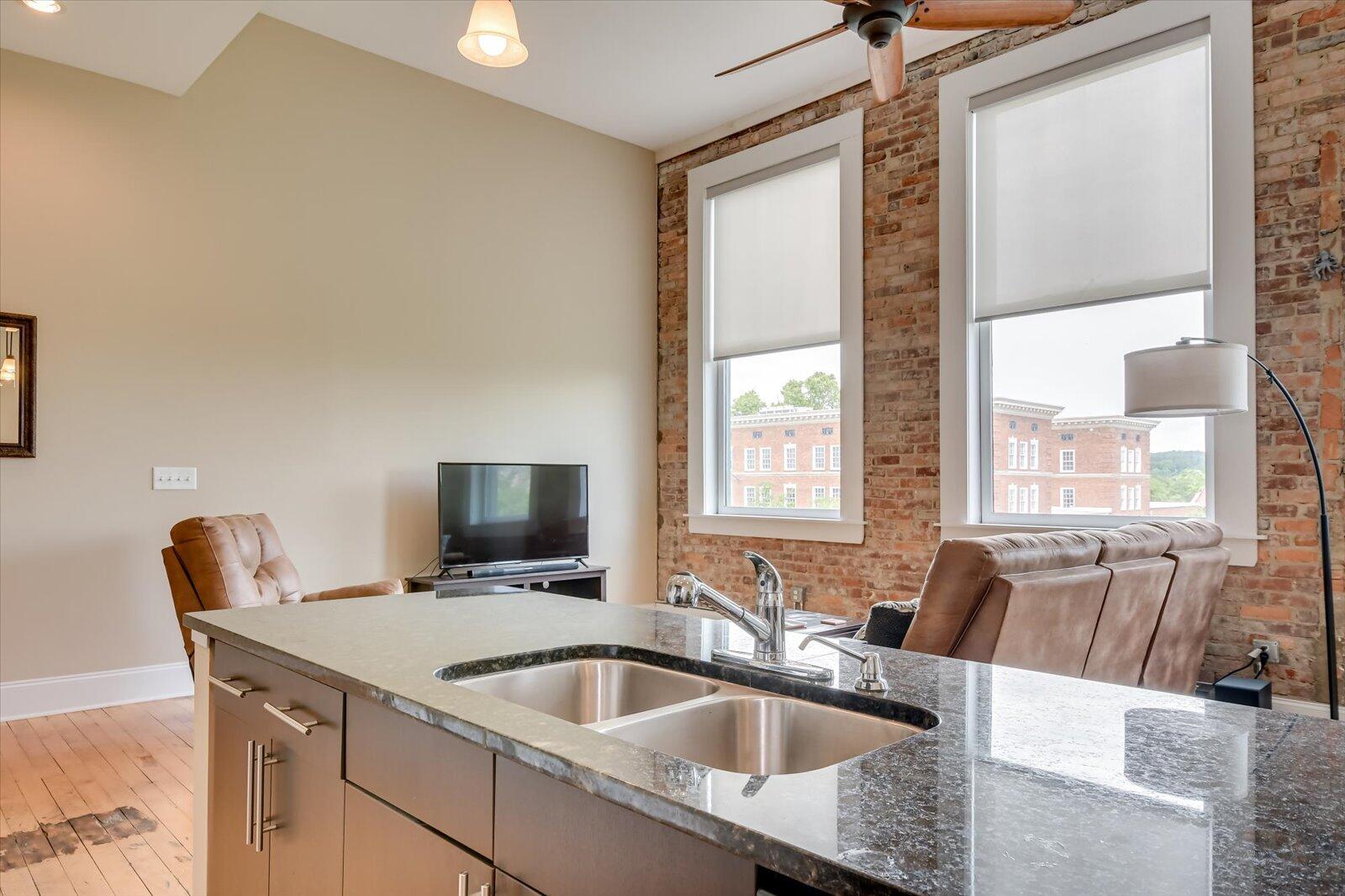 936 Broad Street, Unit 304 Augusta, GA 30901 - Photo 29 of 44 24-124