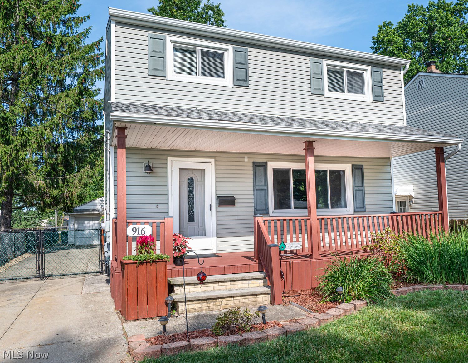 916 Center Road Eastlake, OH 44095 - Photo 1 of 39 Super sharp, charming, updated Eastlake colonial