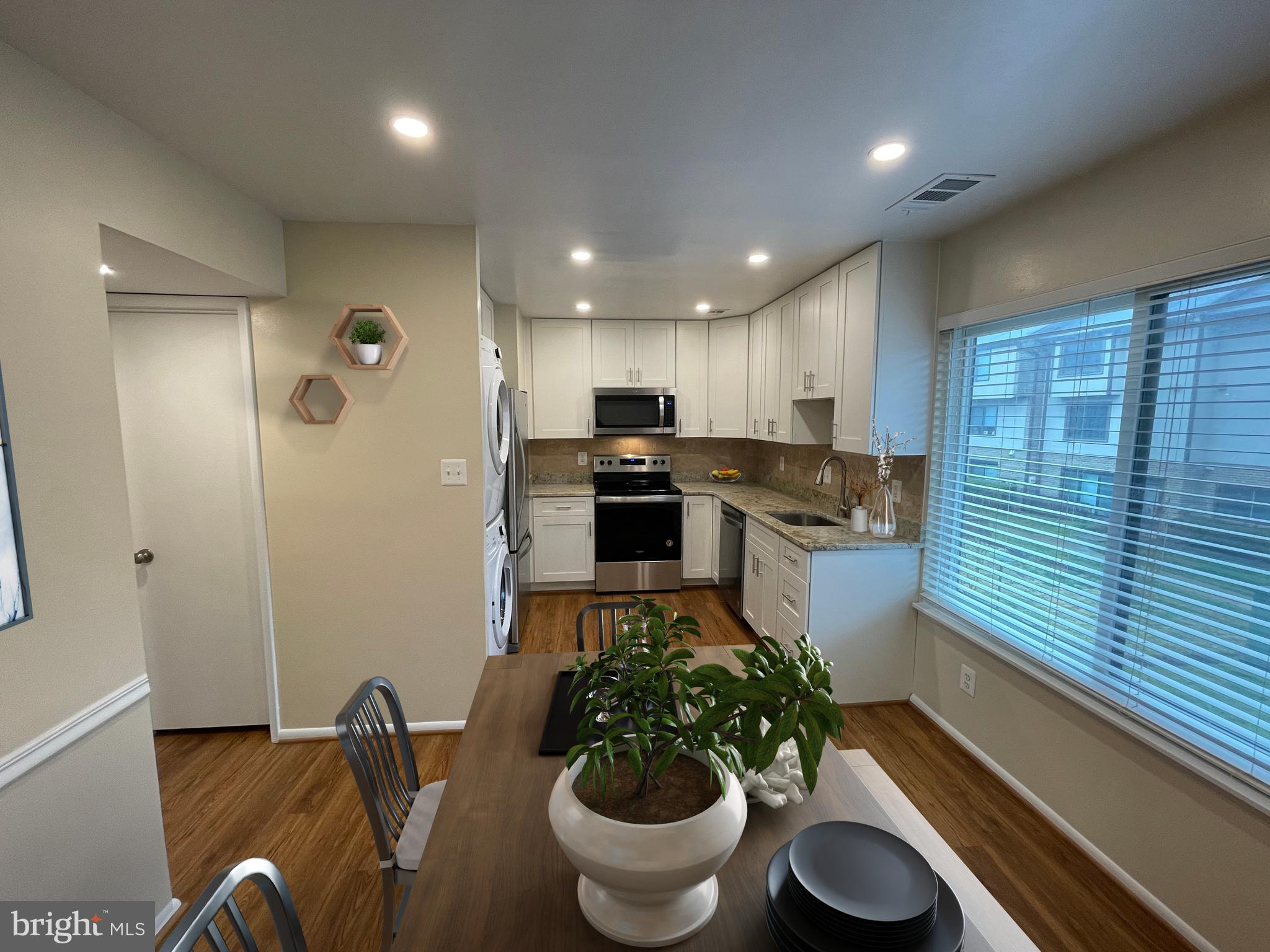 1809 Westwind Way McLean, VA 22102 - Photo 7 of 26 Virtually staged kitchen