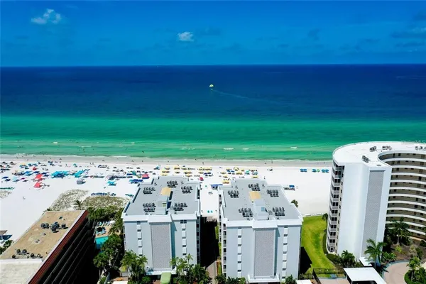 a view of building with an outdoor space