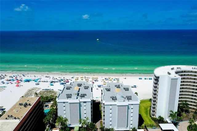 a view of building with an outdoor space