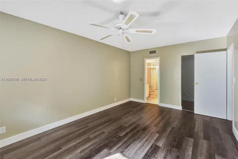 $129,000 | 1030 Country Club Drive, Unit 405, Margate, FL 33063