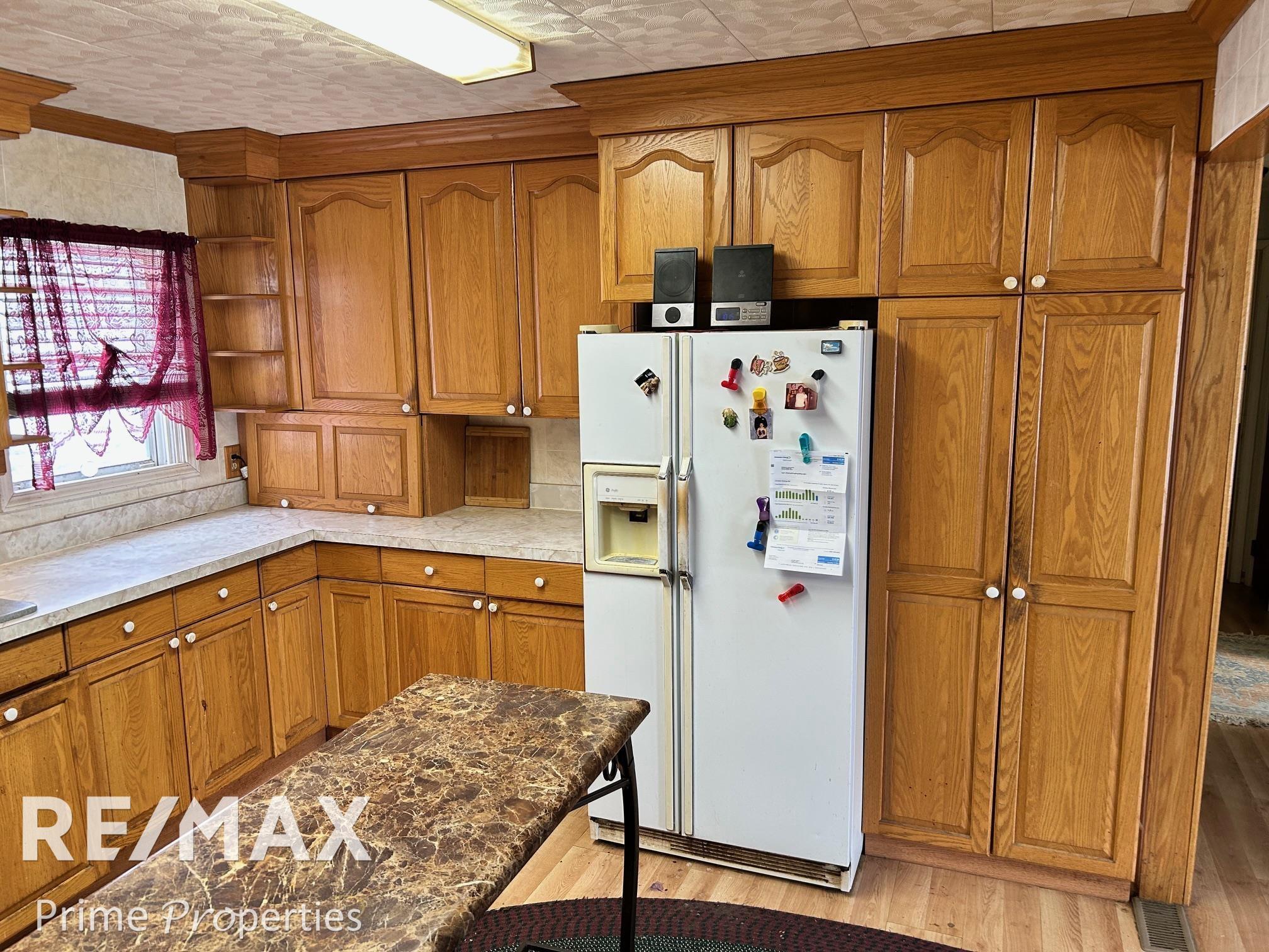 1016 East Vienna Road Clio, MI 48420 - Photo 18 of 39 50164459-39c6487f-34a9-4ac6-984a-b062dc8cc610.JPG