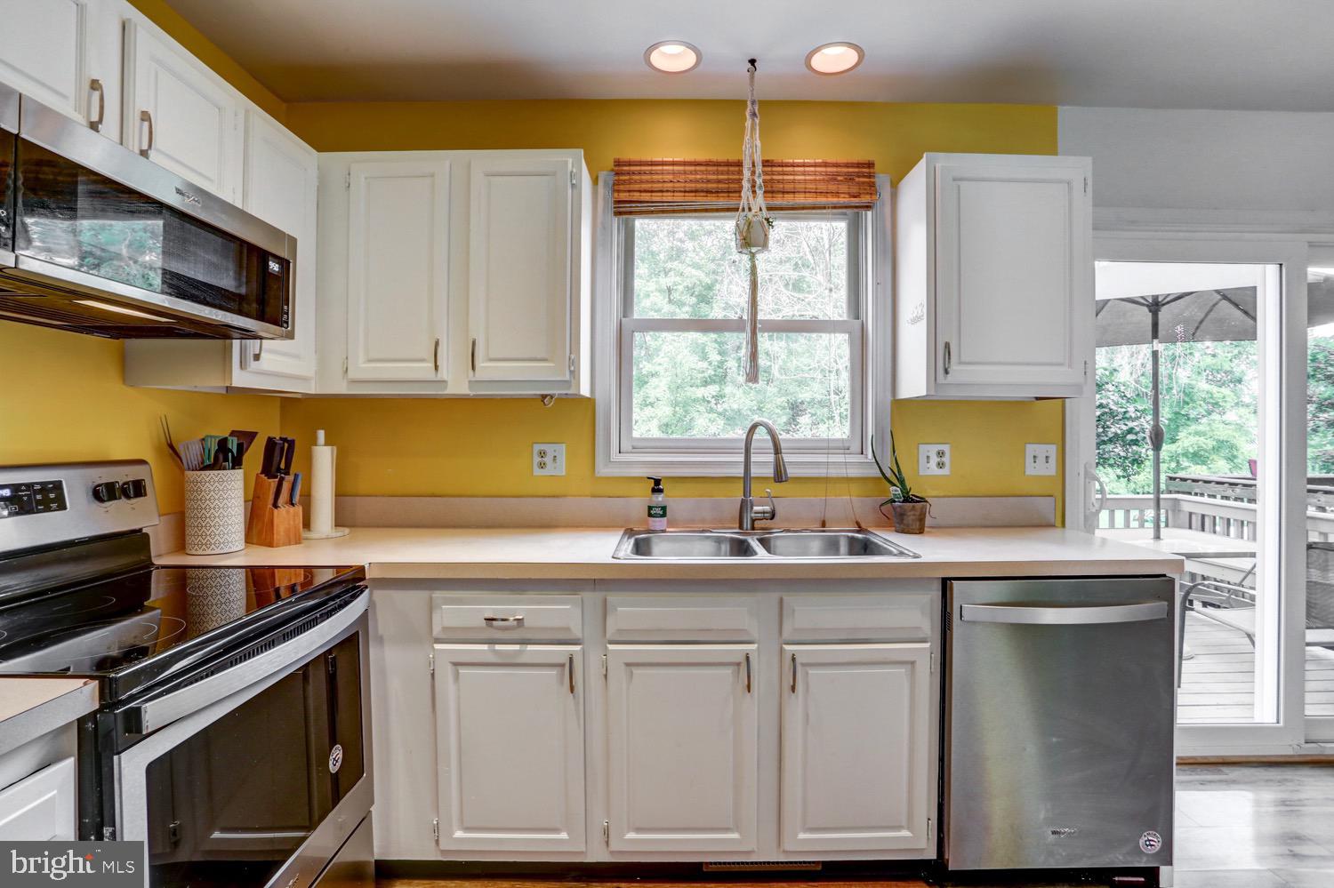 334 Cardinal Road Lititz, PA 17543 - Photo 24 of 42