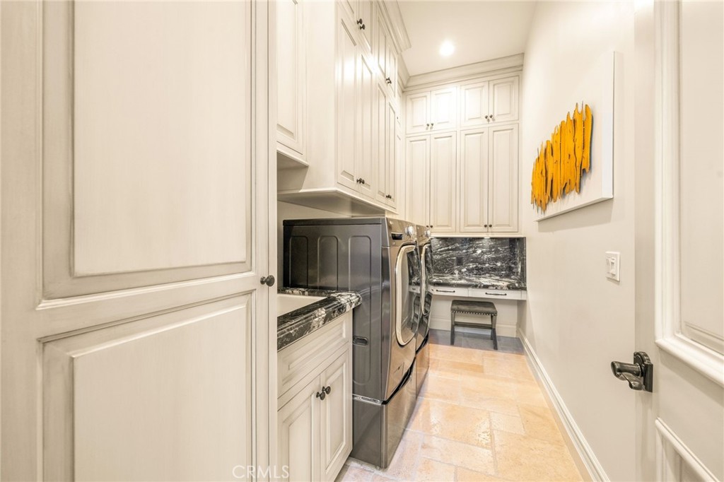 22901 St Anne's Court Murrieta, CA 92562 - Photo 16 of 67