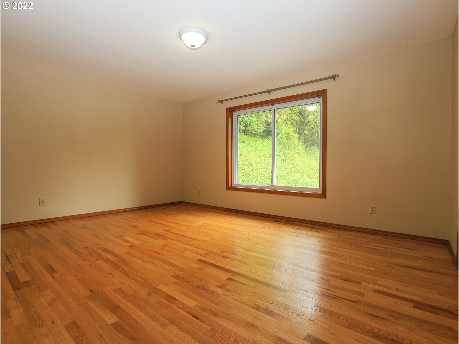 2046 Kalama River Road Kalama, WA 98625 - Photo 29 of 32 Bedroom