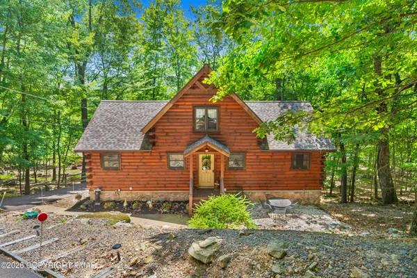 $435,000 | 150 Iroquois Circle, Hazleton, PA 18202