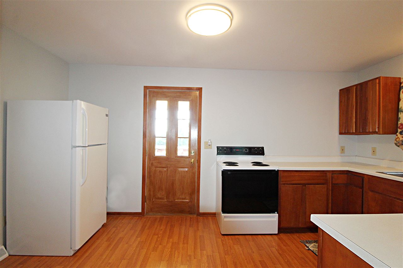 1505 Garrison Road Owosso, MI 48867 - Photo 10 of 28 50050741-9.JPG