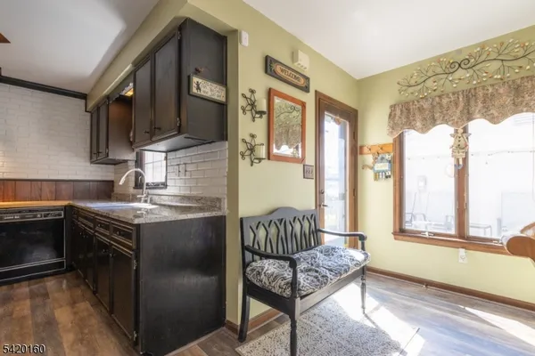 $649,000 | 716 Center Street, Garwood, NJ 07027