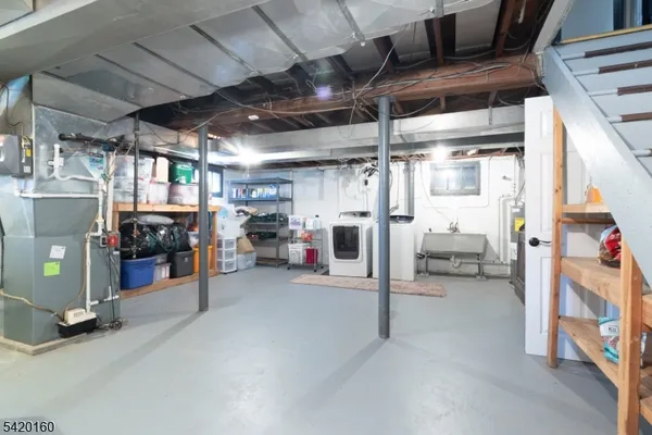 $649,000 | 716 Center Street, Garwood, NJ 07027