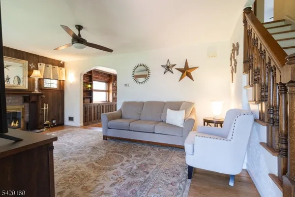 $649,000 | 716 Center Street, Garwood, NJ 07027